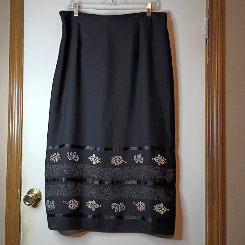 Sag Harbor Long Black Ribbon Stripe Slit Casual Skirt Women's Size 18W‎